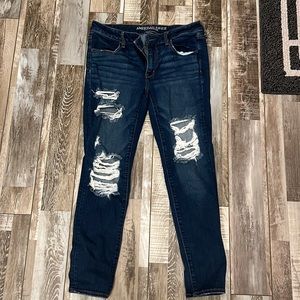 American Eagle distressed begging